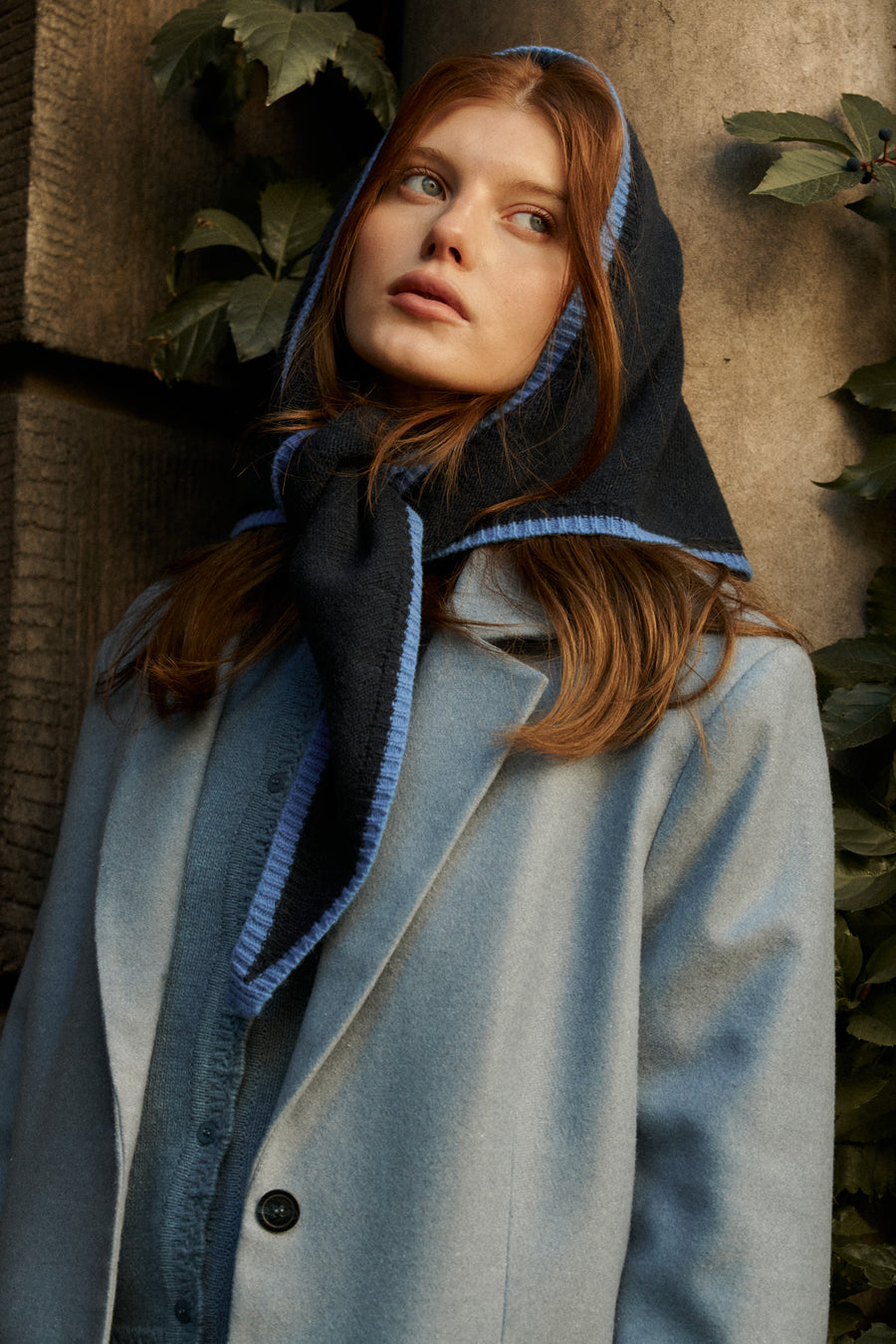 Chusta z wełny / 21 / 24 / navy / blue *kardigan-z-welny-16-15-storm-blue, marynarka-z-welny-18-09-baltic-sea*