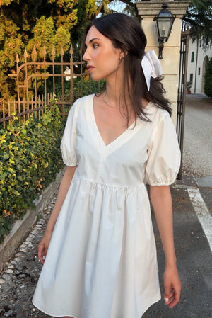 Sukienka z bawełny organicznej / 03 / 16 / cream white ?Modelka ma 178 cm wzrostu i ma na sobie rozmiar XS/S?