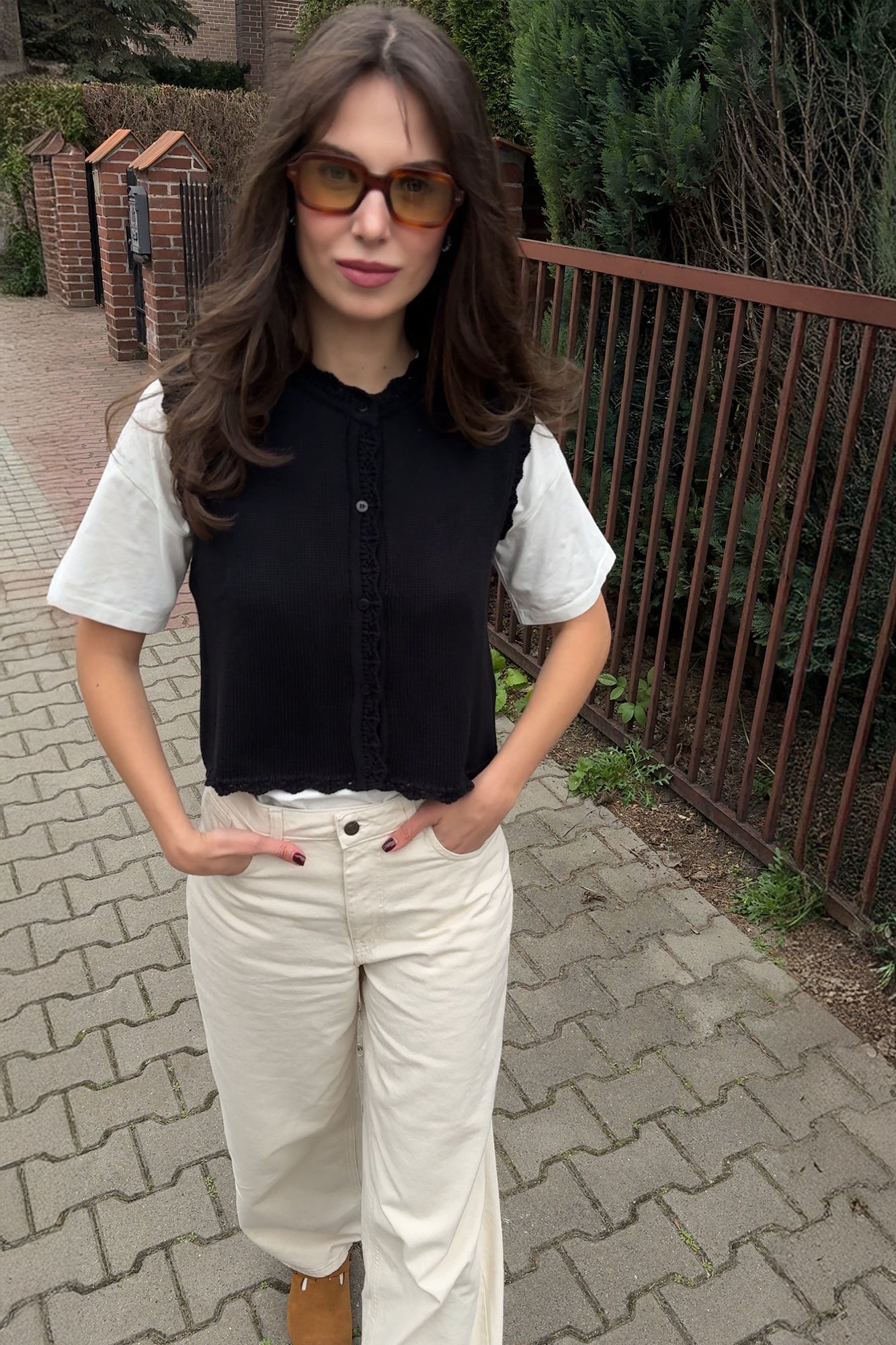Kamizelka z bawełny organicznej / 22 / 01 / onyx black