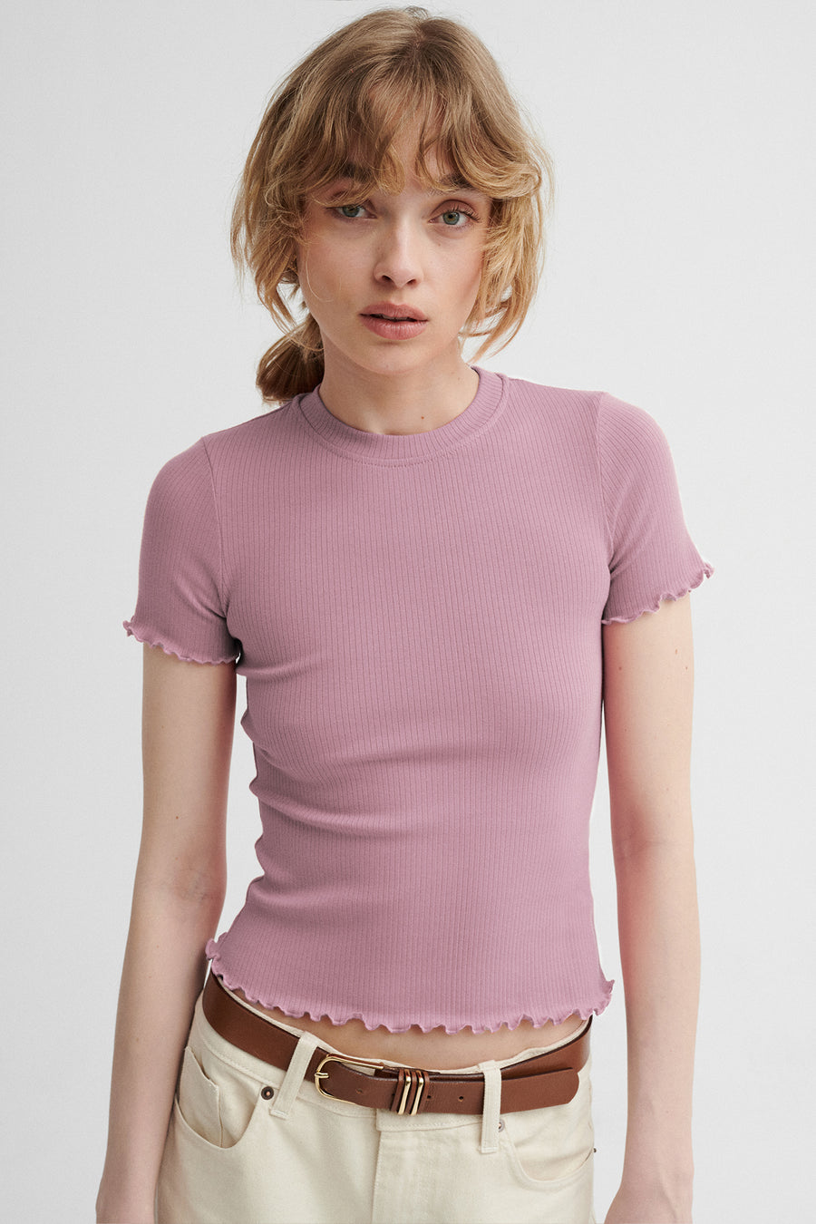 T-shirt z bawełny organicznej / 13 / 25 / dusty pink ?Modelka ma 179 cm i prezentuje rozmiar XS? 