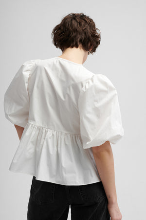 Koszula z bawełny organicznej / 12 / 10 / cream white ?Modelka ma 178 cm wzrostu i prezentuje rozmiar XS?