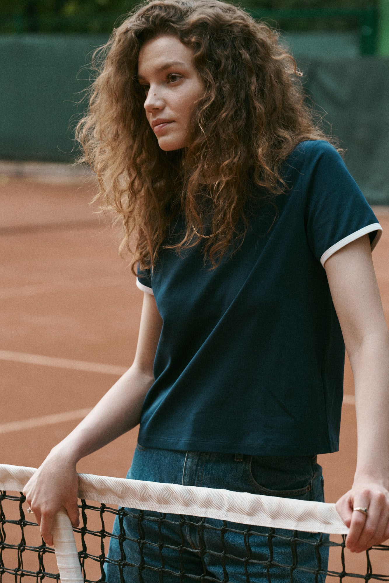 T-shirt z bawełny / 13 / 30 / night blue  ?Modelka ma 180 cm wzrostu i prezentuje rozmiar XS?