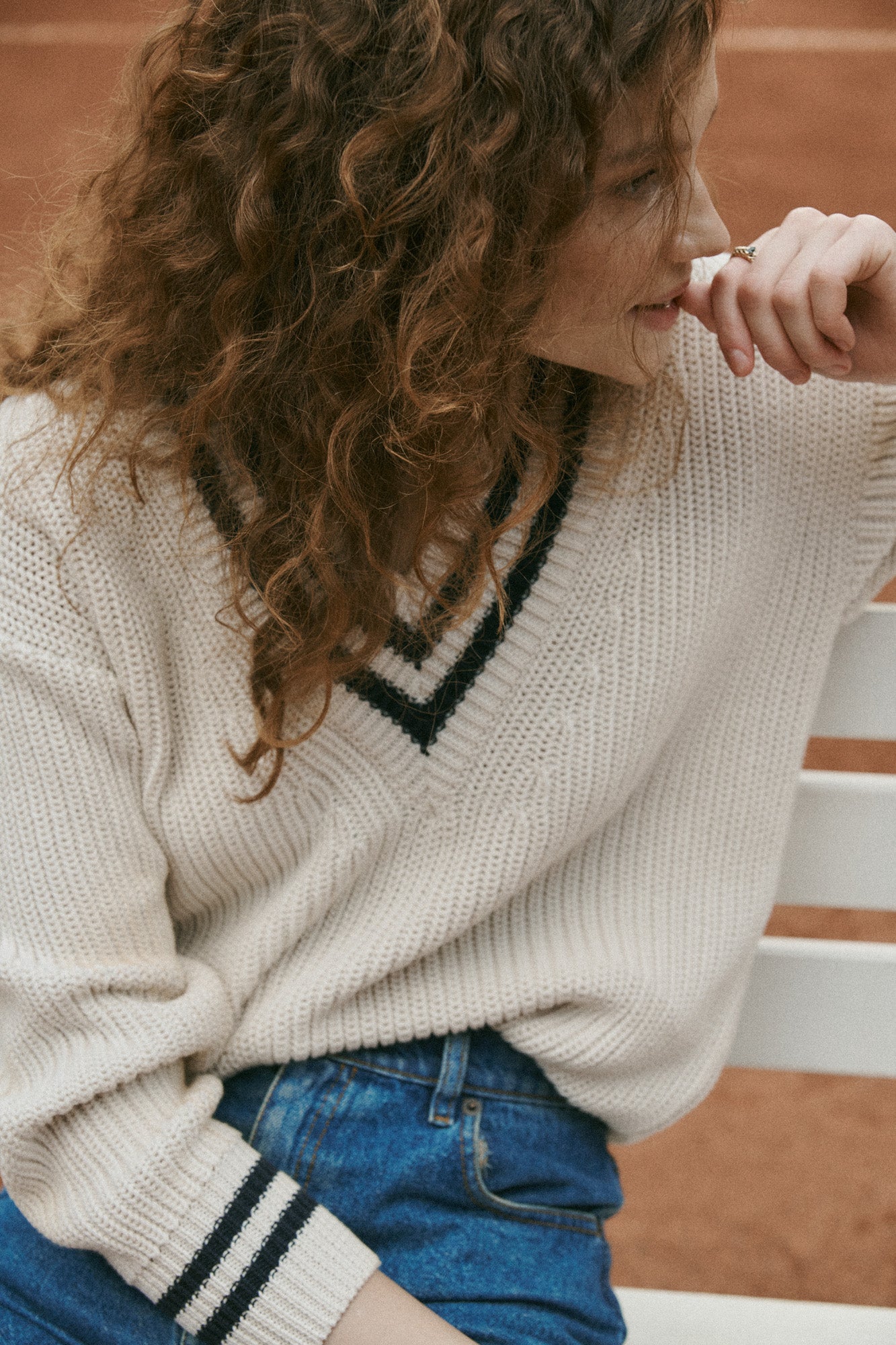 Sweter z bawełny organicznej / 16 / 11 / cream white ?Modelka ma 180 cm wzrostu i prezentuje rozmiar XS/S?