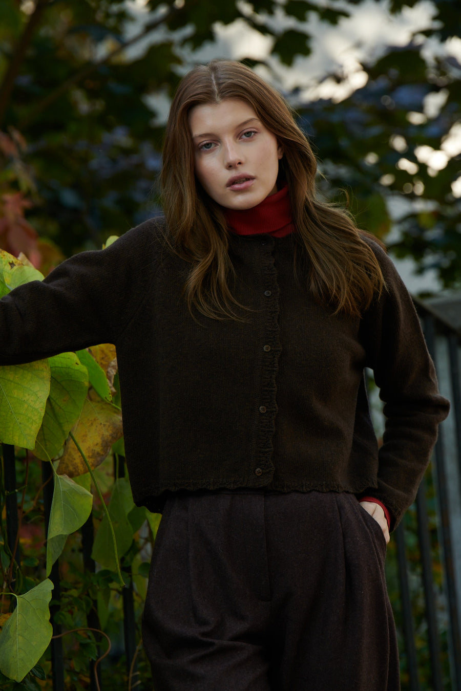 Kardigan z wełny / 16 / 15 / dark brown