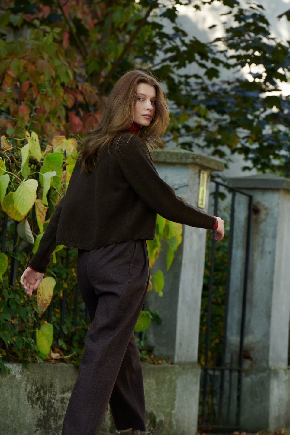 Kardigan z wełny / 16 / 15 / dark brown