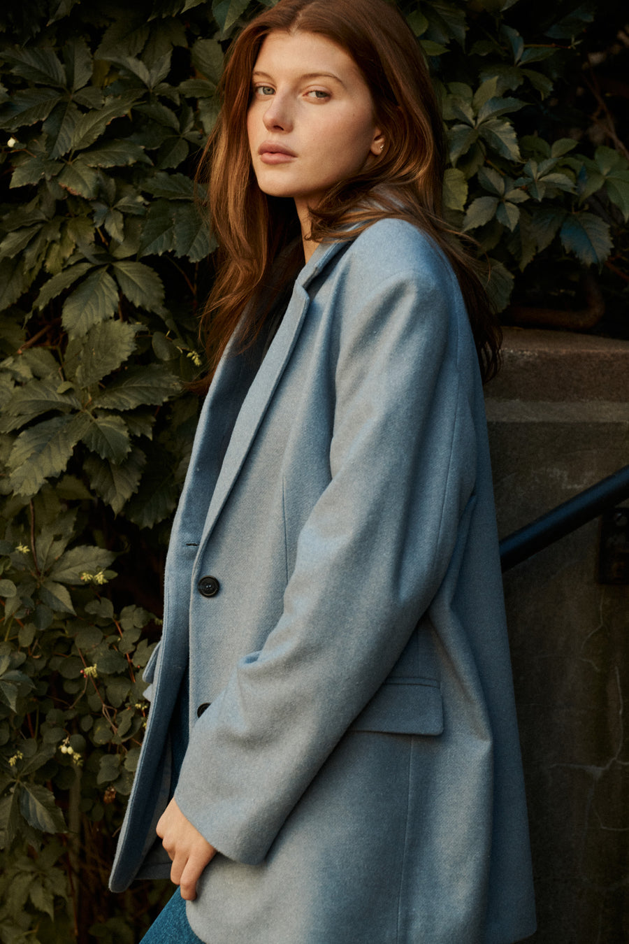 Marynarka z wełny / 18 / 09 / baltic sea  ?Modelka ma 178 cm wzrostu i prezentuje rozmiar M/L?