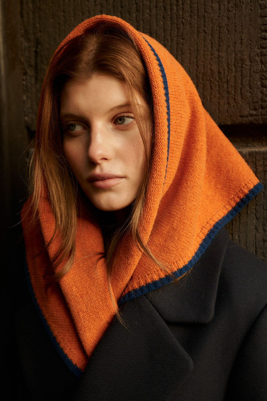 Chusta z wełny / 21 / 24 / orange / navy *plaszcz-z-welna-i-kaszmirem-18-15-night-blue*