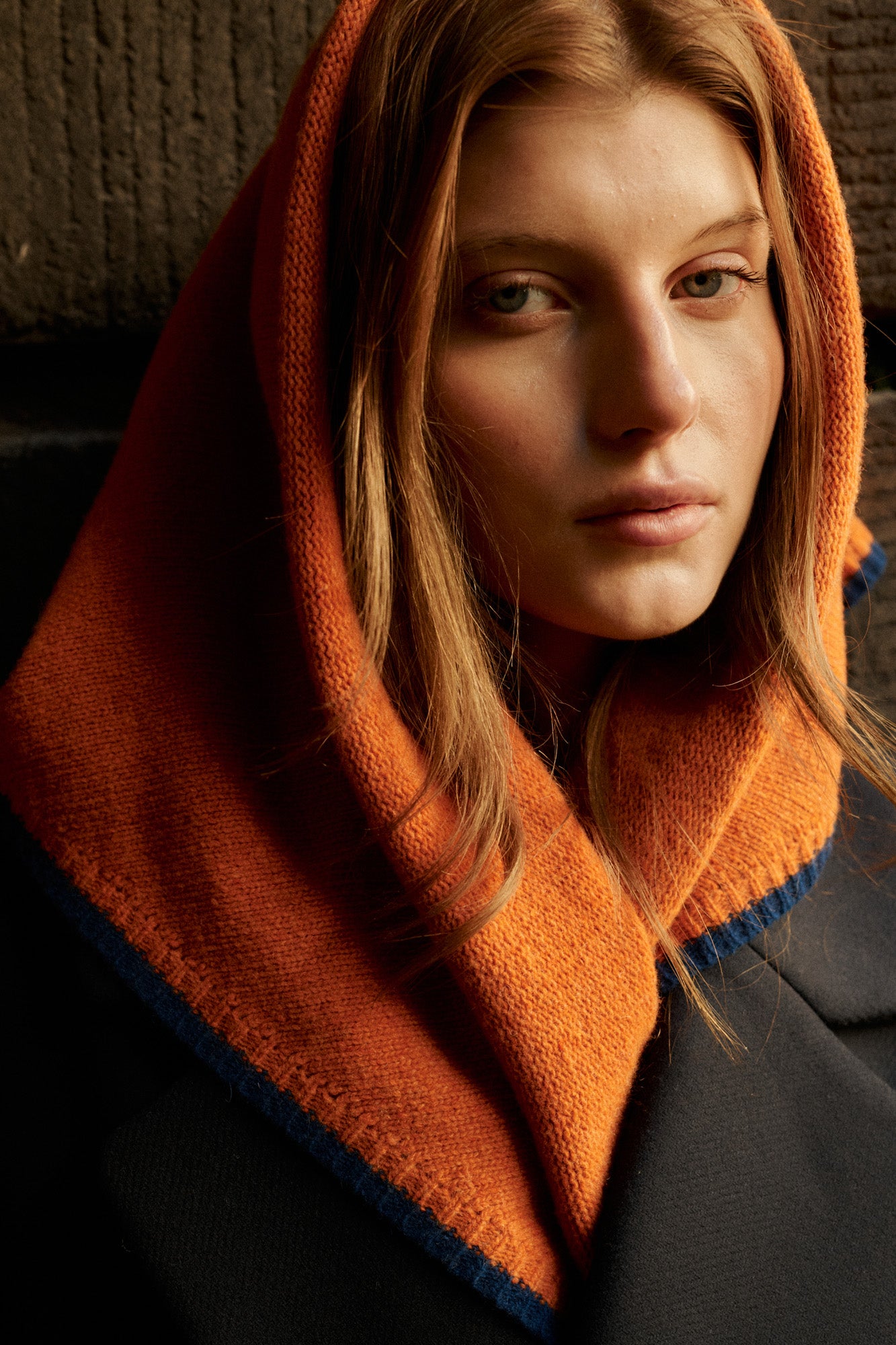 Chusta z wełny / 21 / 24 / orange / navy *plaszcz-z-welna-i-kaszmirem-18-15-night-blue*