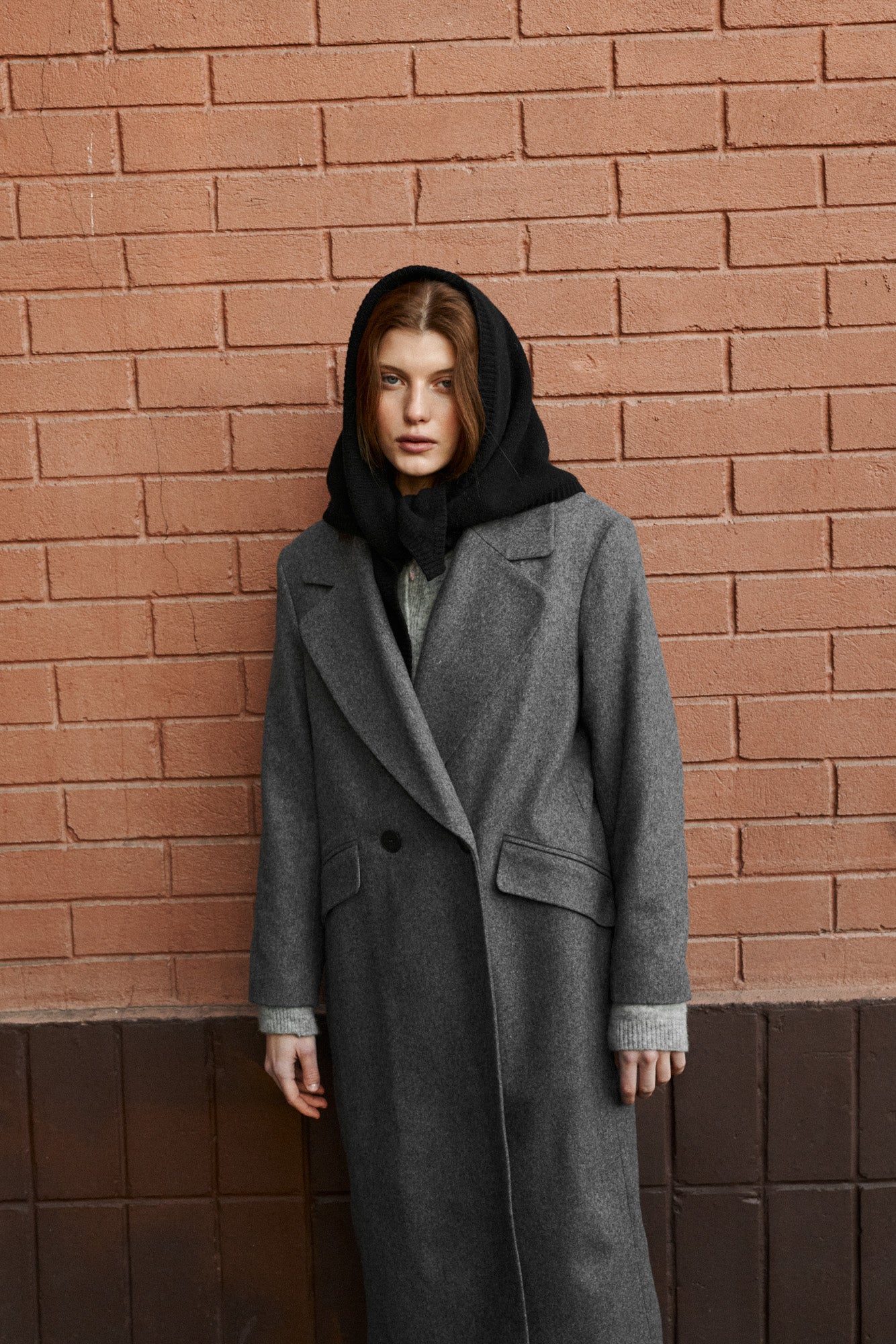 Chusta z wełny / 21 / 24 / onyx black *plaszcz-z-welna-18-15-stone-grey*