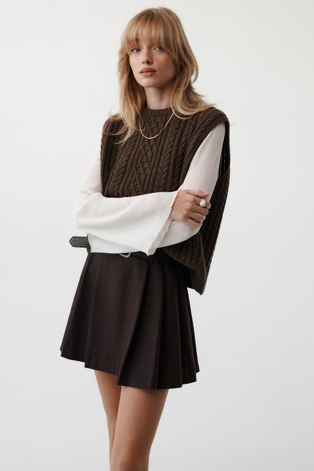 Kamizelka z wełny / 22 / 03 / calm brown