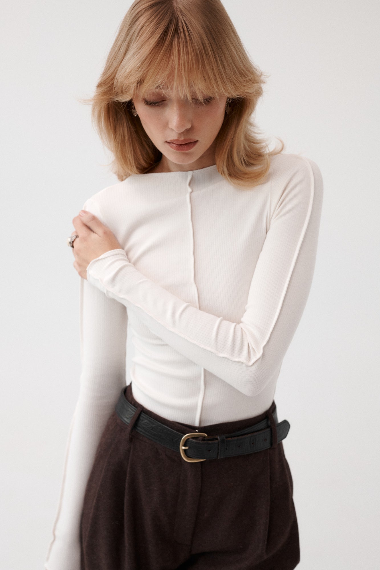 Longsleeve z bawełny organicznej / 14 / 02 / cream white