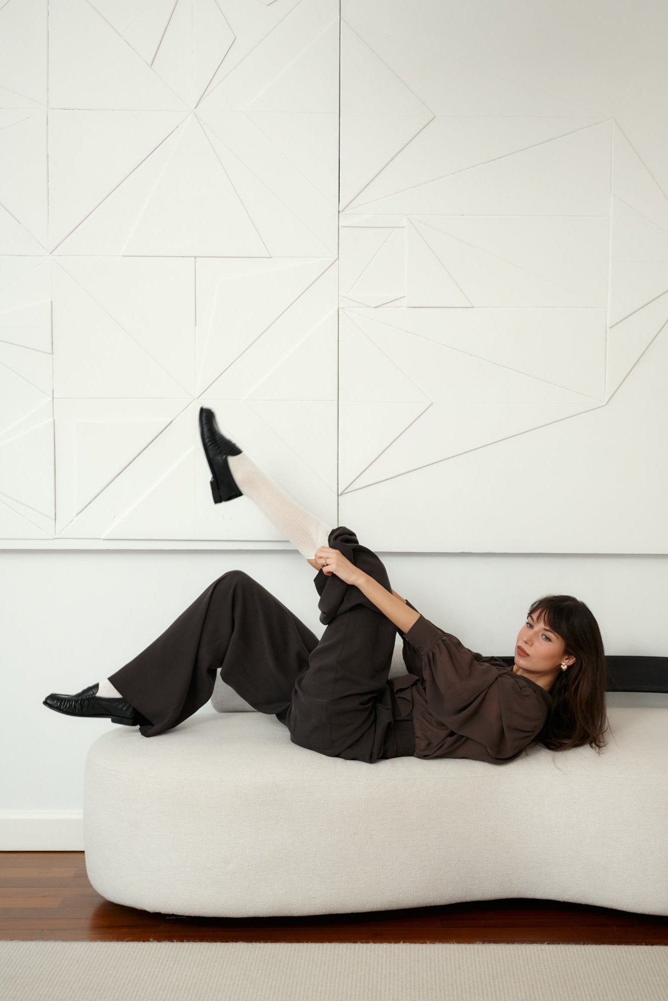 *bluzka-z-wiskozy-12-26-hot-chocolate*?Modelka ma 178cm wzrostu i prezentuje rozmiar S?