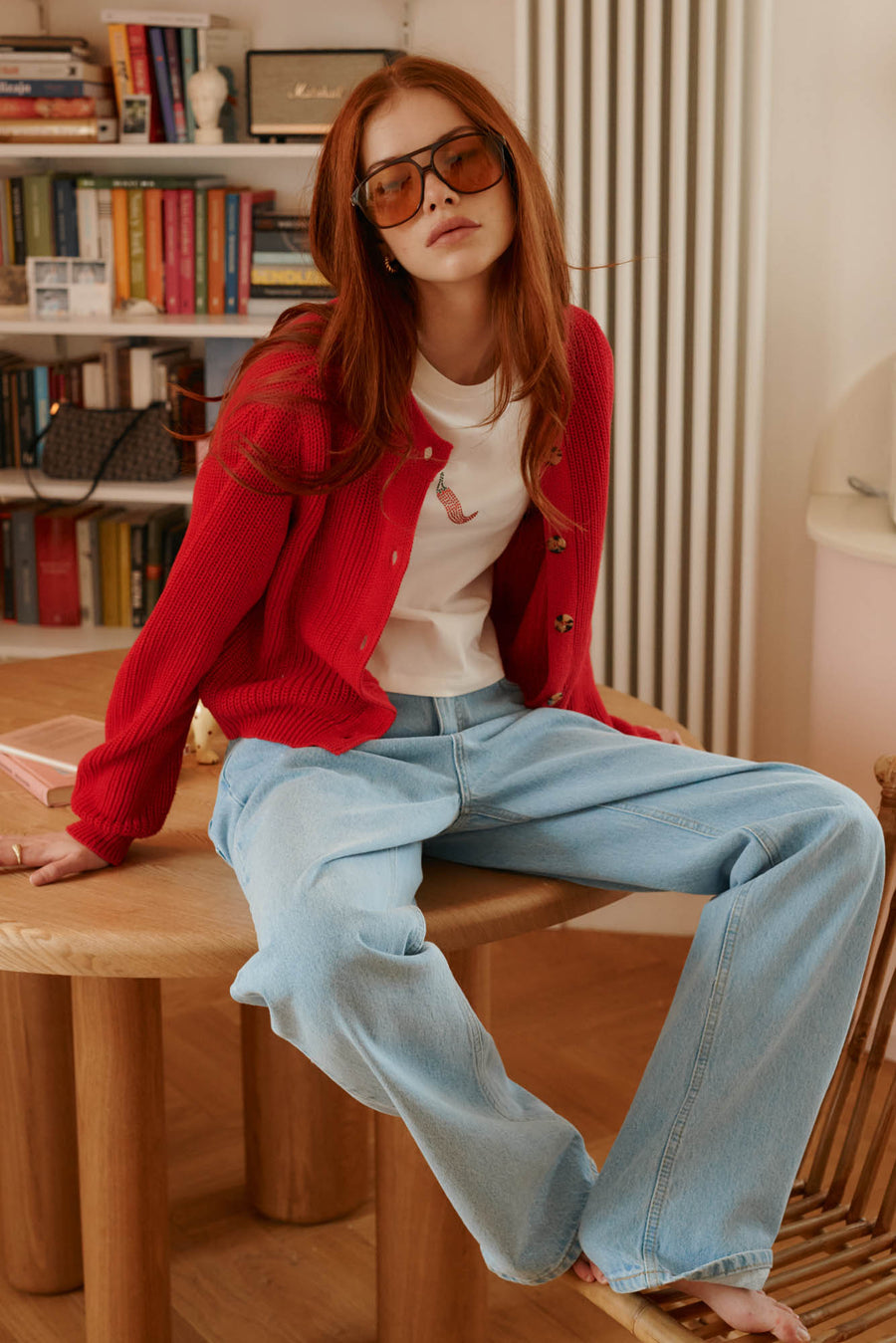 Kardigan z bawełny organicznej / 16 / 25 / red orchid *spodnie-jeansowe-z-bawelny-z-recyklingu-05-18-light-indigo,t-shirt-z-bawelny-organicznej-13-32-spicy-white* ?Modelka ma 175 cm wzrostu i prezentuje rozmiar XS/S?