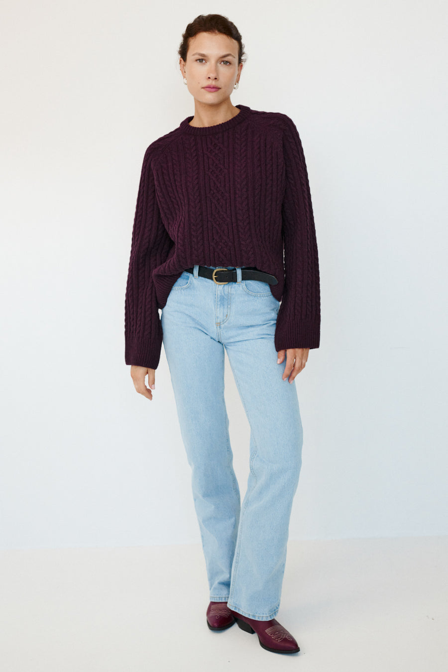 Spodnie jeansowe z bawełny z recyklingu / 05 / 18 / light indigo