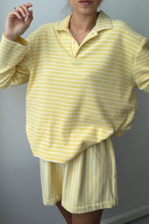  Longsleeve polo z bawełny / 14 / 26 / lemon stripes *szorty-z-bawelny-09-08-lemon-stripes*?Modelka ma 178 cm wzrostu i prezentuje rozmiar S? 