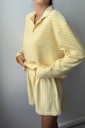 Szorty z bawełny / 09 / 08 / lemon stripes *longsleeve-polo-z-bawelny-14-26-lemon-stripes*?Modelka ma 178 cm wzrostu i prezentuje rozmiar XS/S?