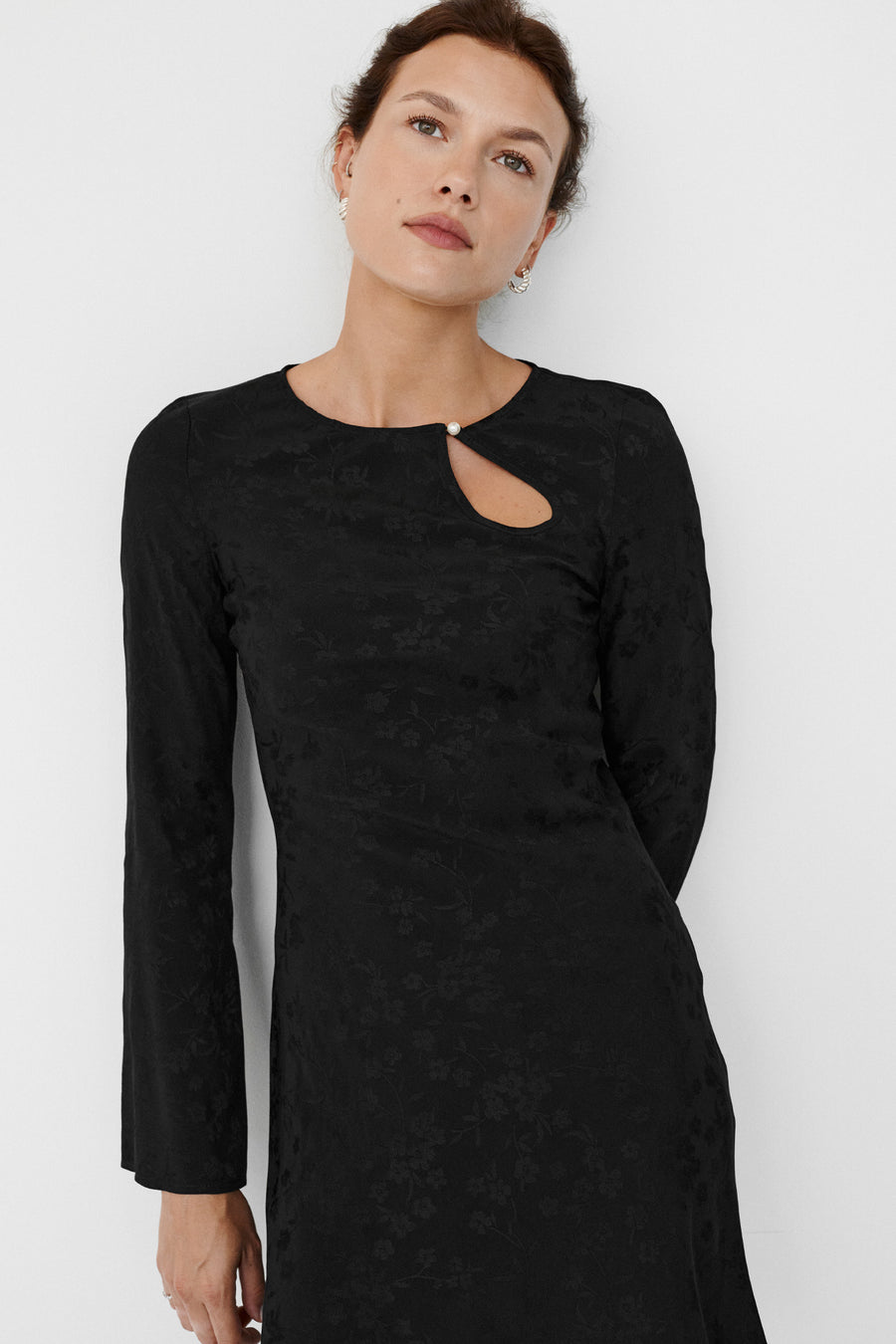 Sukienka z wiskozy / 03 / 49  / onyx black