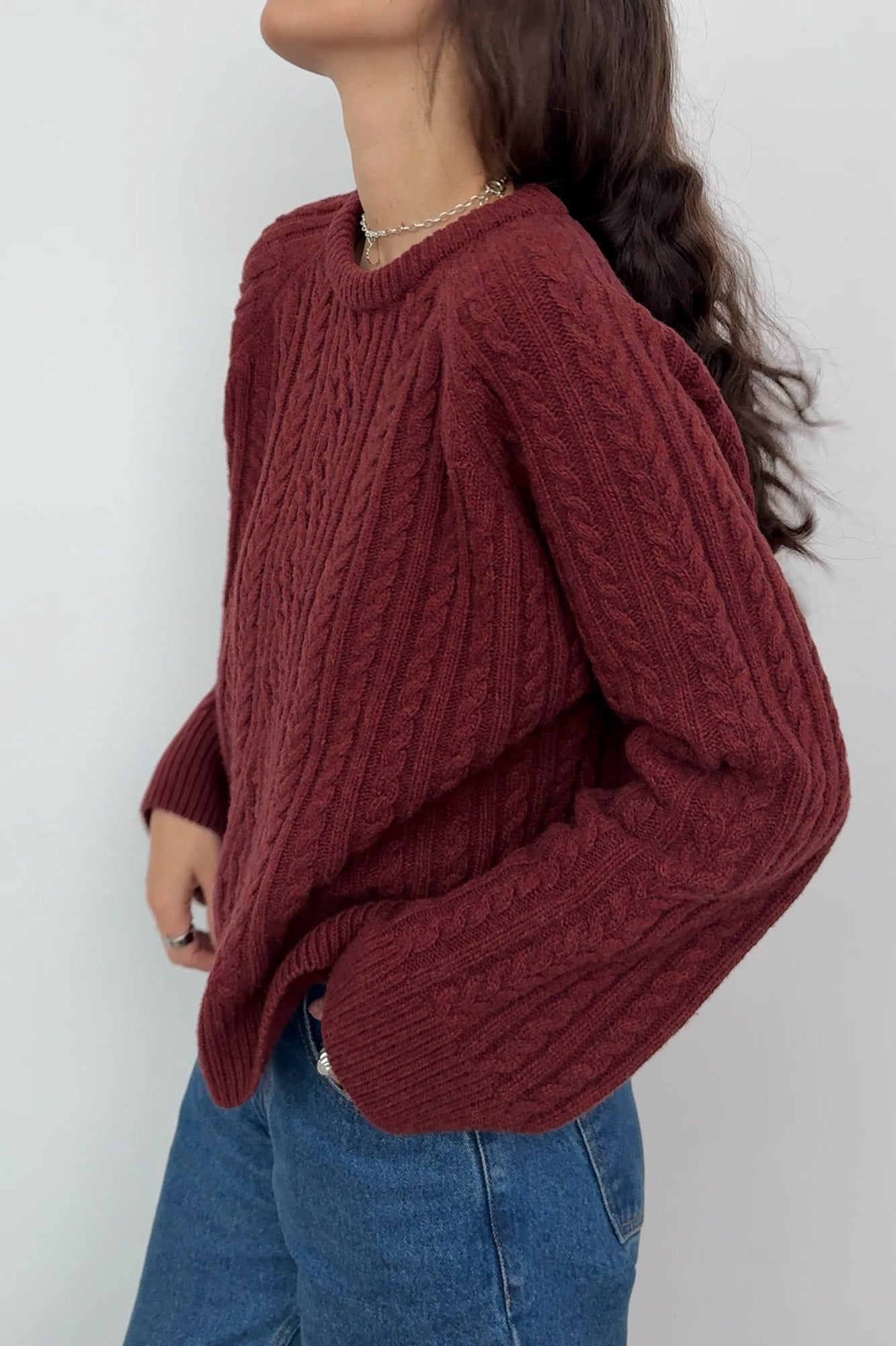 Sweter z wełny / 16 / 19 / autumn leaves ?Modelka ma 178cm wzrostu i prezentuje rozmiar M/L?