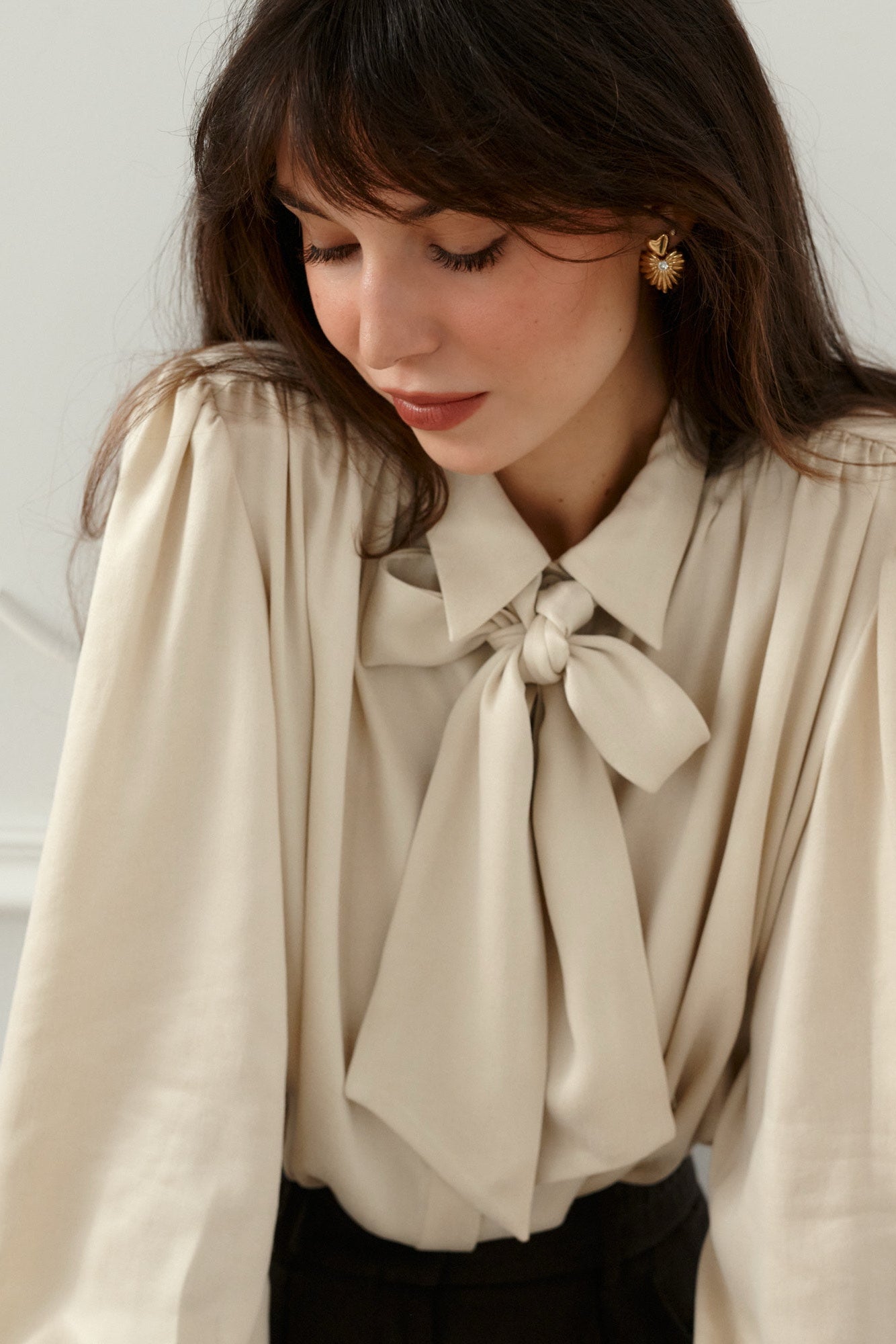 ?Modelka ma 178cm wzrostu i prezentuje rozmiar M/L?