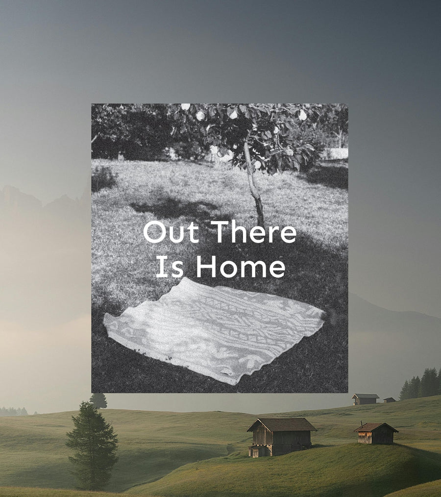 Świeca sojowa - Out There Is Home