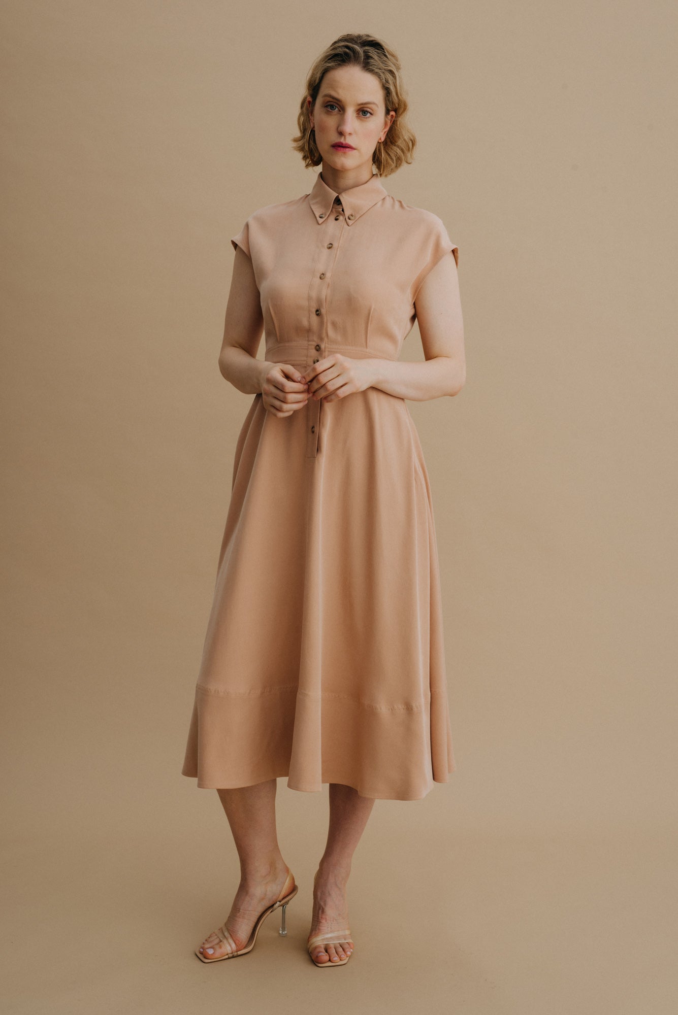Sukienka z Tencelu™ / 03 / 11 / tea rose ** ?Modelka ma 178cm wzrostu i nosi rozmiar S? |